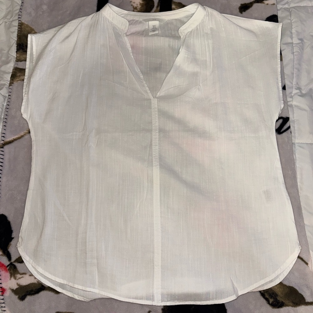 H&M White V-Neck Blouse